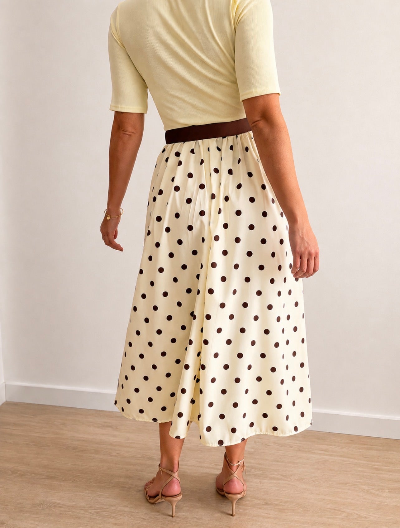 Vestido midi topos