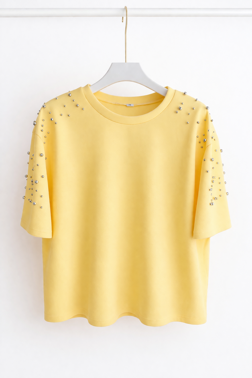 Camiseta Tachas Oversize